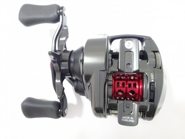 ２０アルファスエアＴＷ ８．６Ｒ
